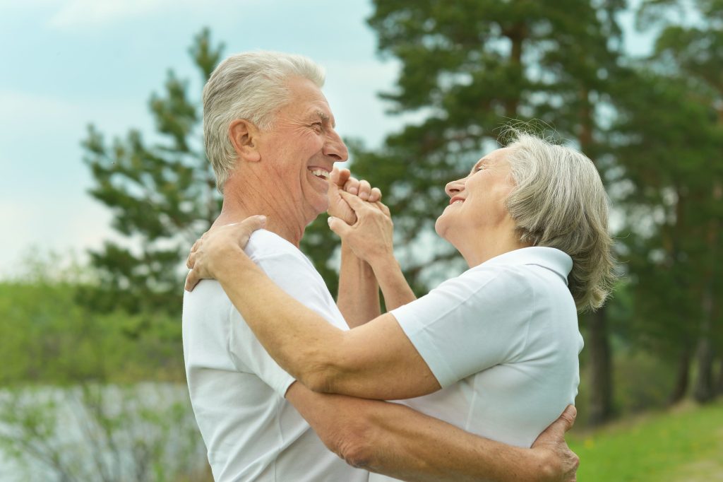 Préparer ses obsèques permet de décharger votre entourage de démarches pénibles et d'éviter les nombreux soucis financiers liés à un décès.